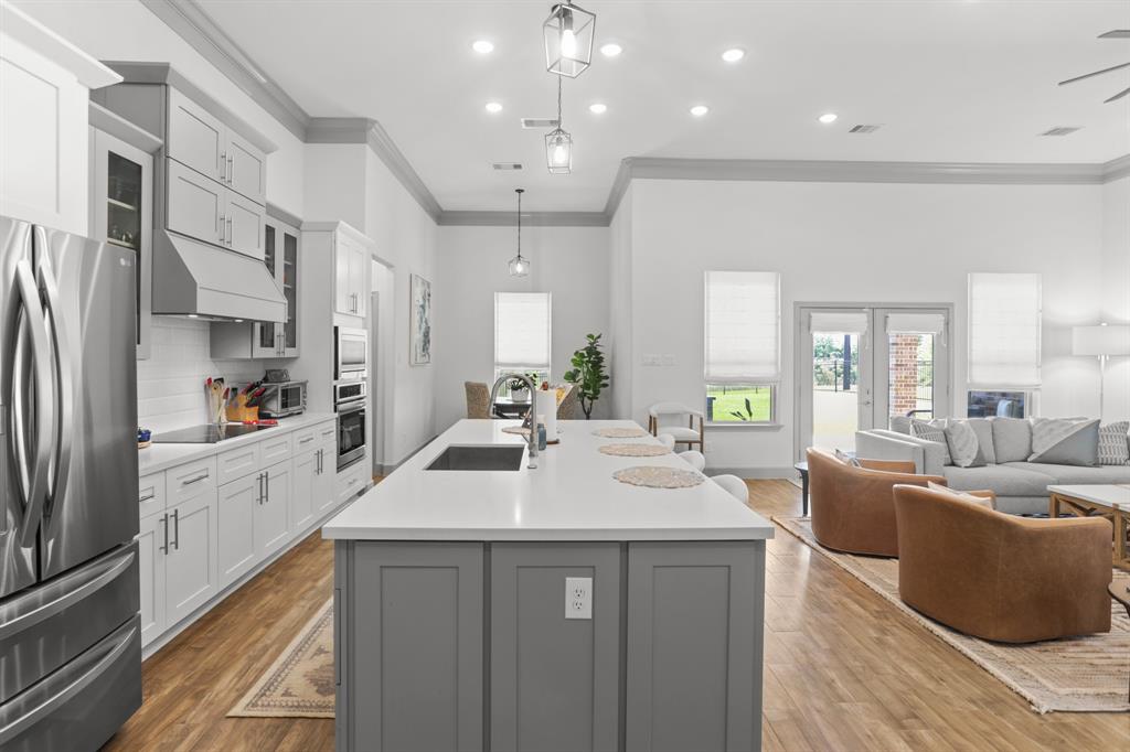 Open concept kitchen. Very homey and very inviting.