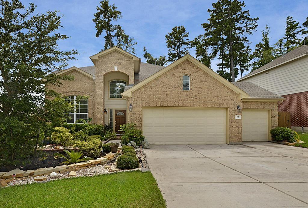 19 W Spindle Tree Circle, The Woodlands, TX 77382
