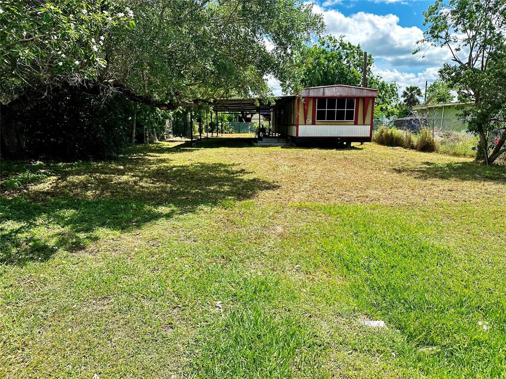 209 Osage Street , Refugio, Texas image 4