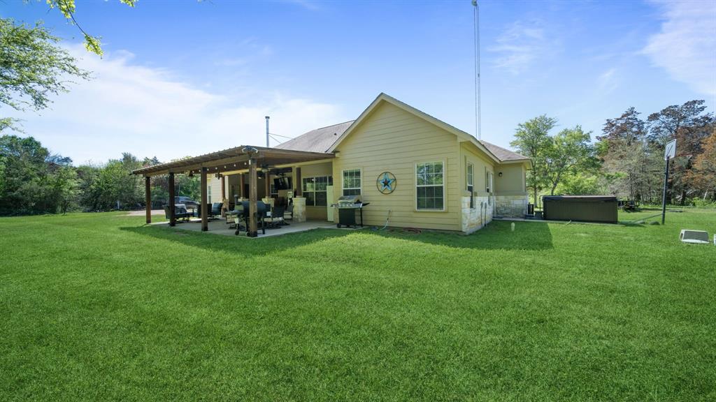 1076 S County Road 331  , Lexington, Texas image 31