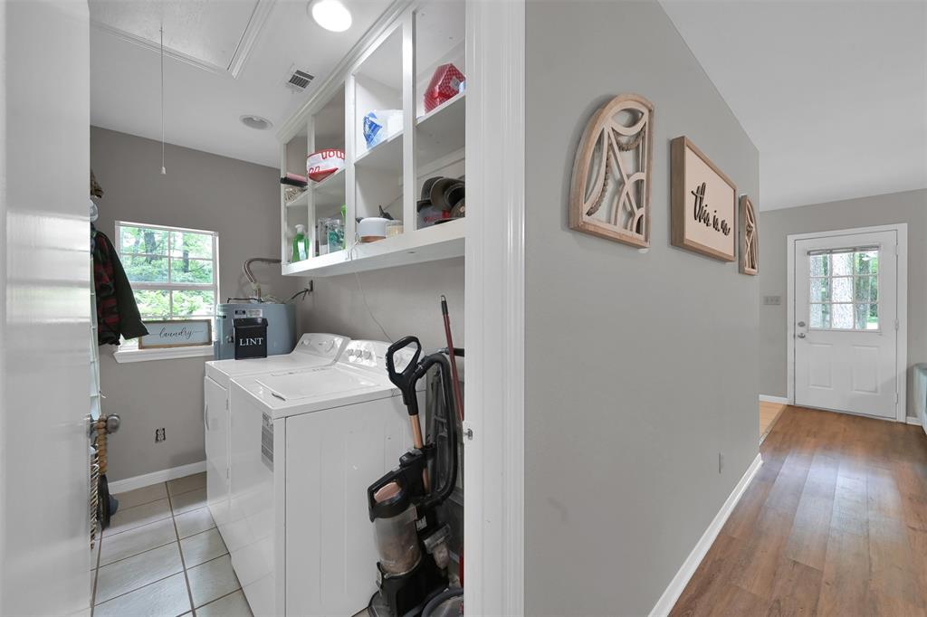 Guest House Laundry Room