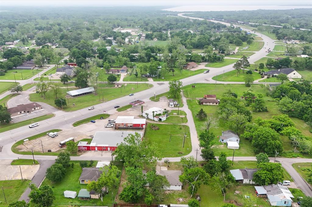 208 Henderson Street , Brazoria, Texas image 36