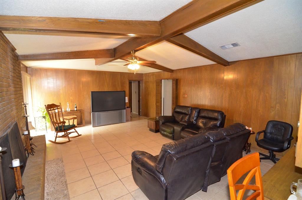 416 Woodlawn Drive