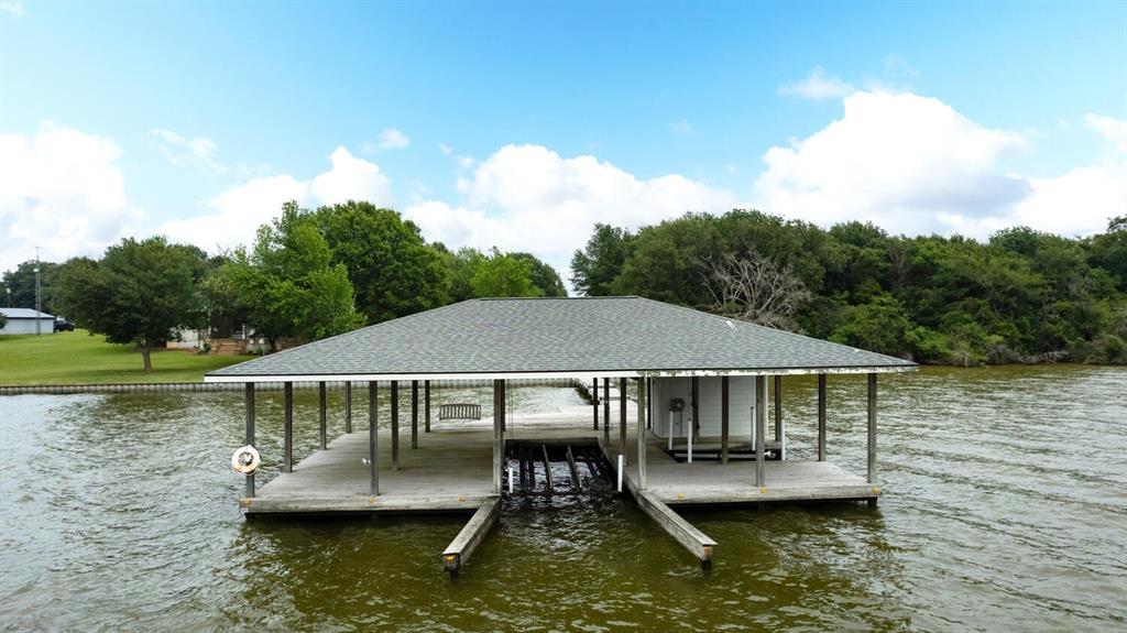 Boat dock with 2 lifts