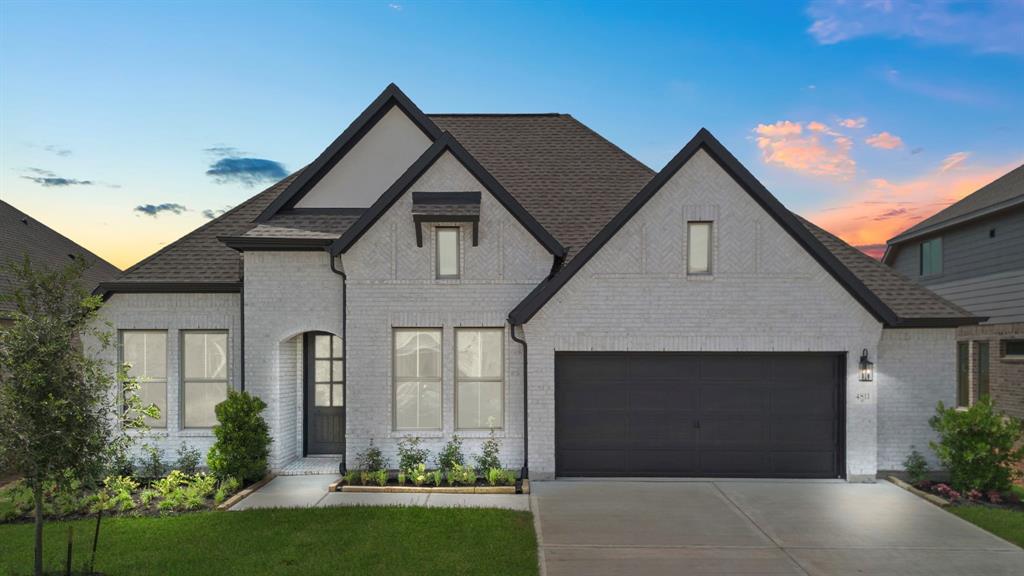4811 Caspian Wave Dr