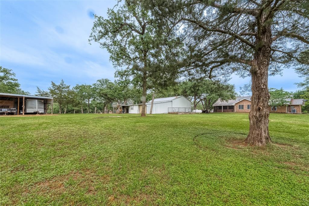 1107 Live Oak  , Weimar, Texas image 19