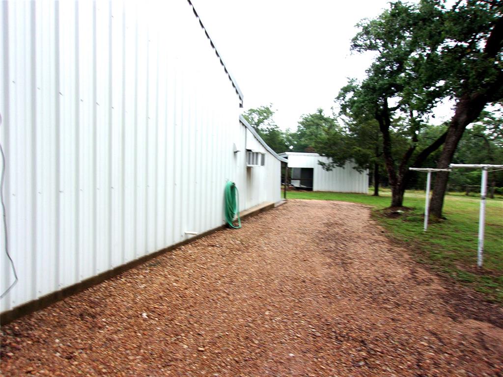 1107 Live Oak  , Weimar, Texas image 22