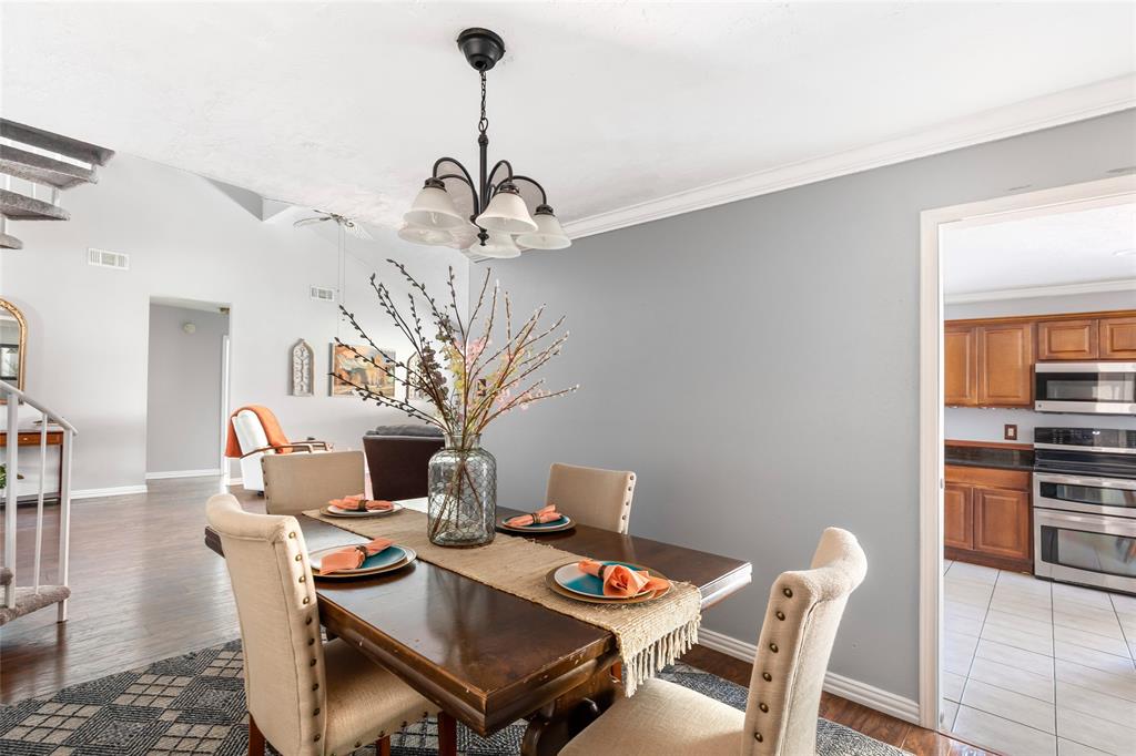 Formal dining room