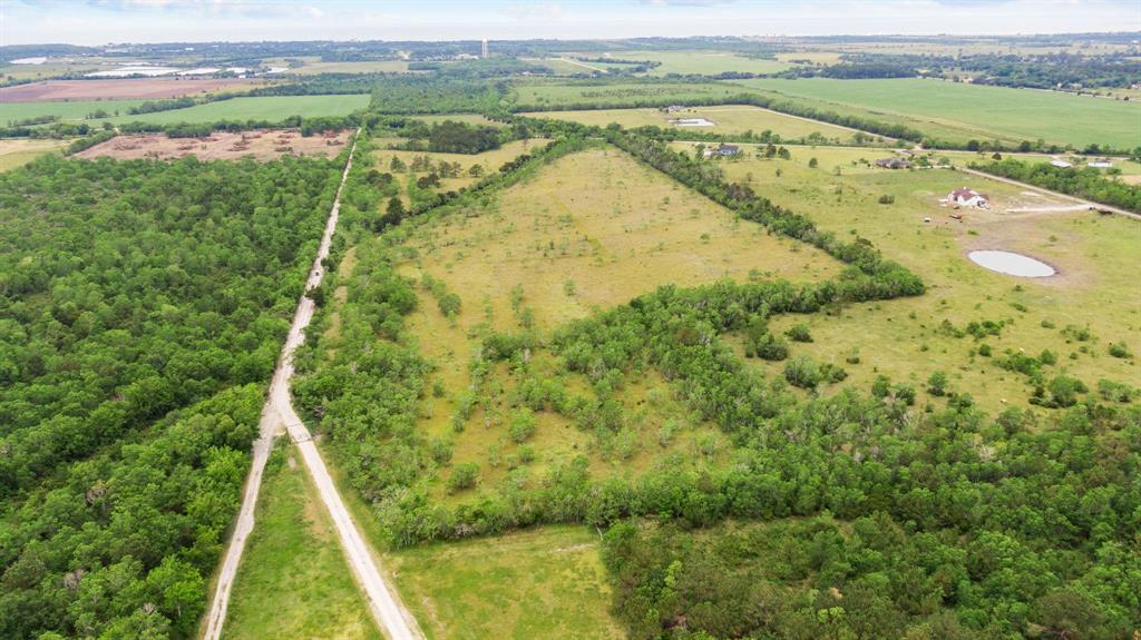 Haynes Road , Anahuac, Texas image 8