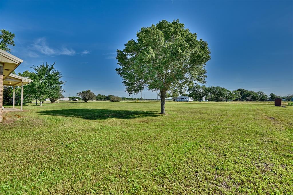 11614 Saha Road , Sealy, Texas image 8