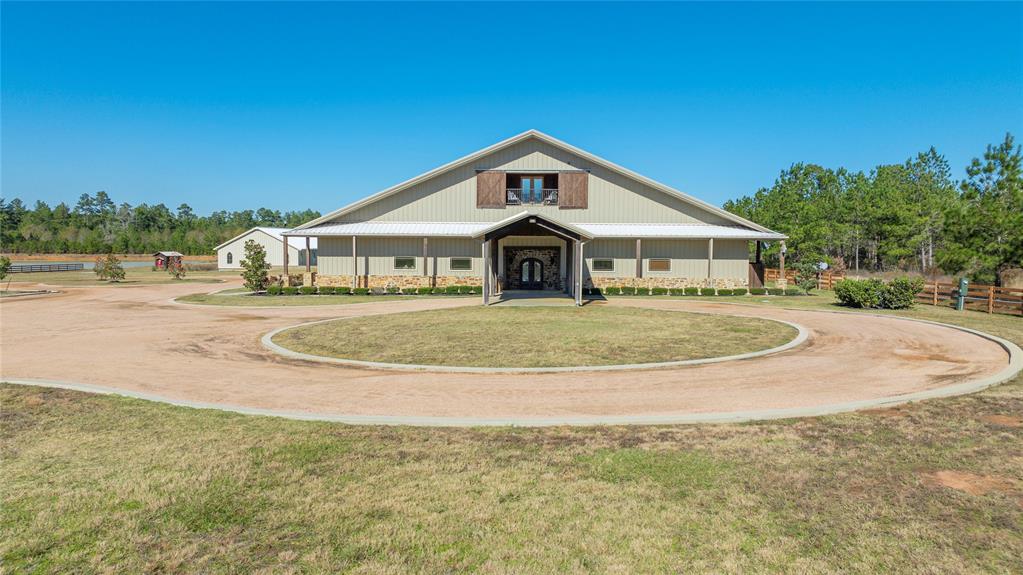 26042 Riley Road, Waller, TX 77484