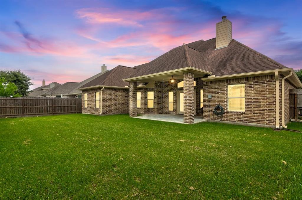 8360 Lake Placid Drive , Nederland, Texas image 33