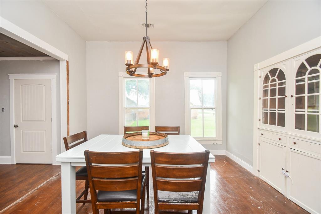 Dining area has built-in china cabinet