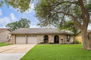 2107 Rose Rd, Pearland, TX 77581