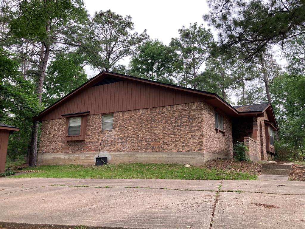 140 S Pine Harbour Drive , Coldspring, Texas image 4