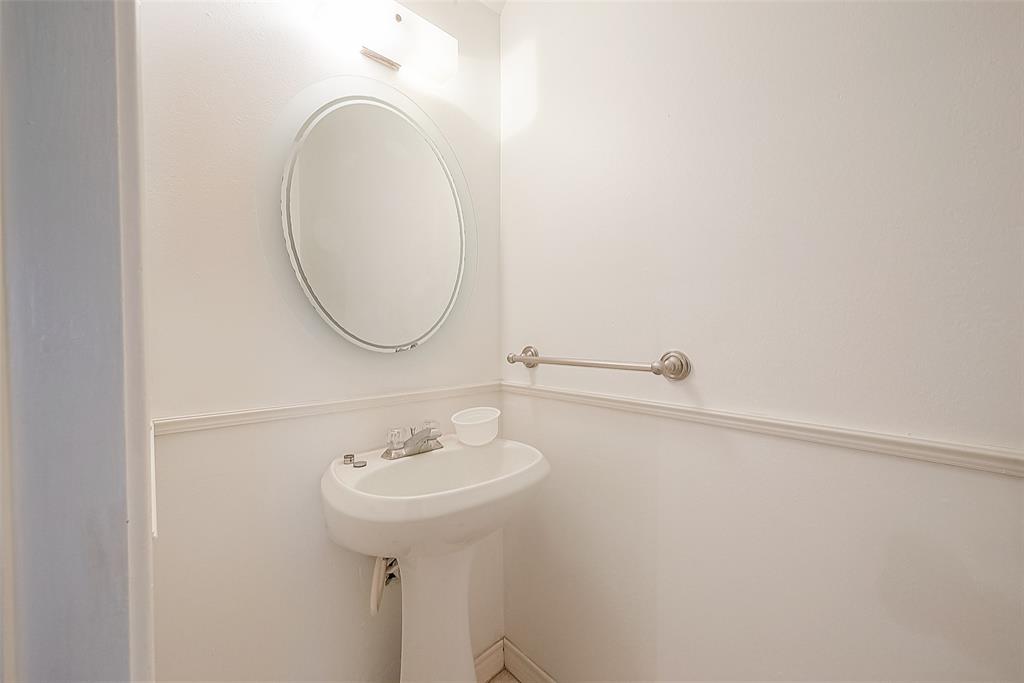 Photo #11: 54202993 Listing 