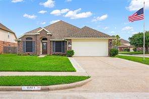 6101 Trout Ct, Pearland, TX 77581