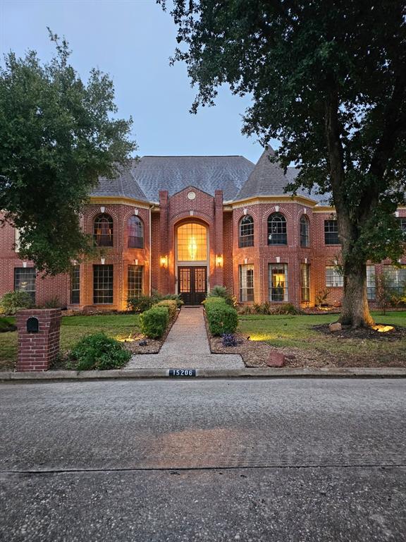 15206 Dawnbrook Dr