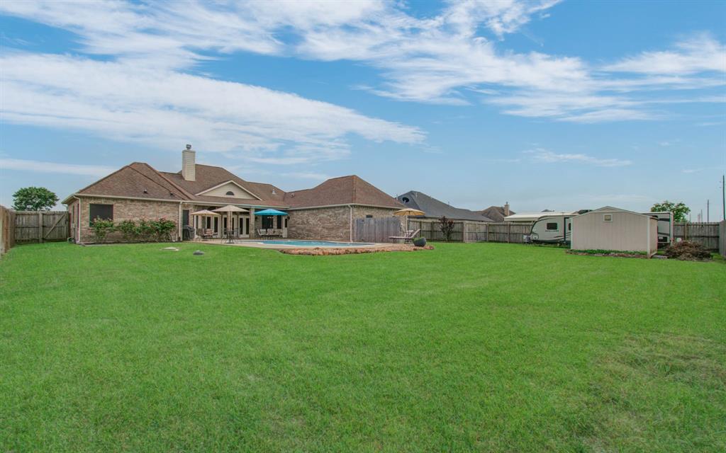 11403 Kings Point Boulevard , Mont Belvieu, Texas image 33