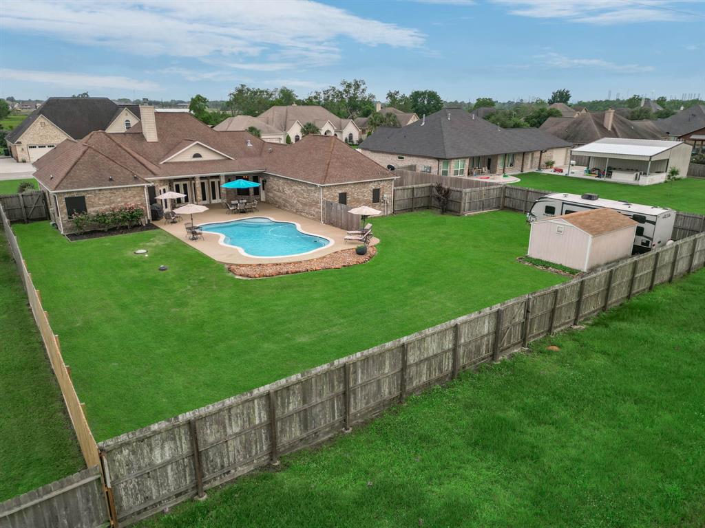 11403 Kings Point Boulevard , Mont Belvieu, Texas image 38