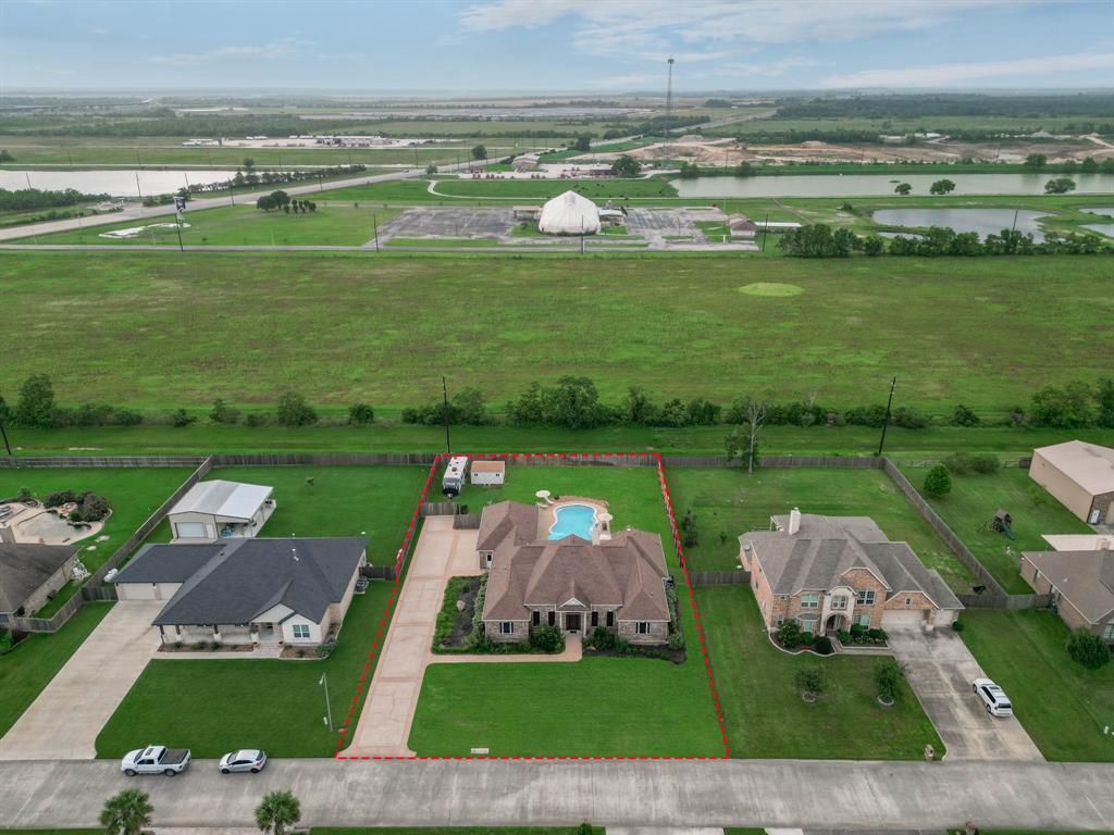 11403 Kings Point Boulevard , Mont Belvieu, Texas image 45