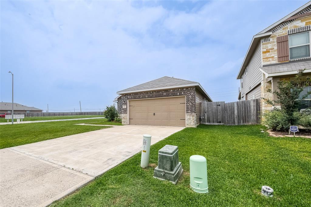 201 White Wing Lane  , Sealy, Texas image 5