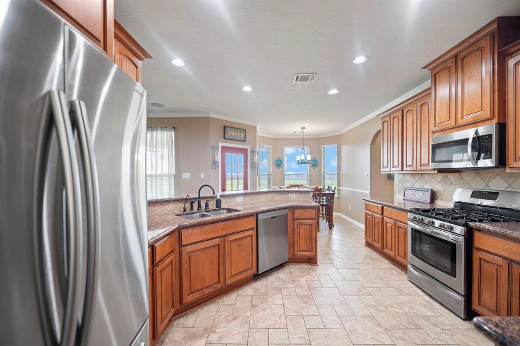 7718 Tejas Lakes Trl, Needville, TX 77461