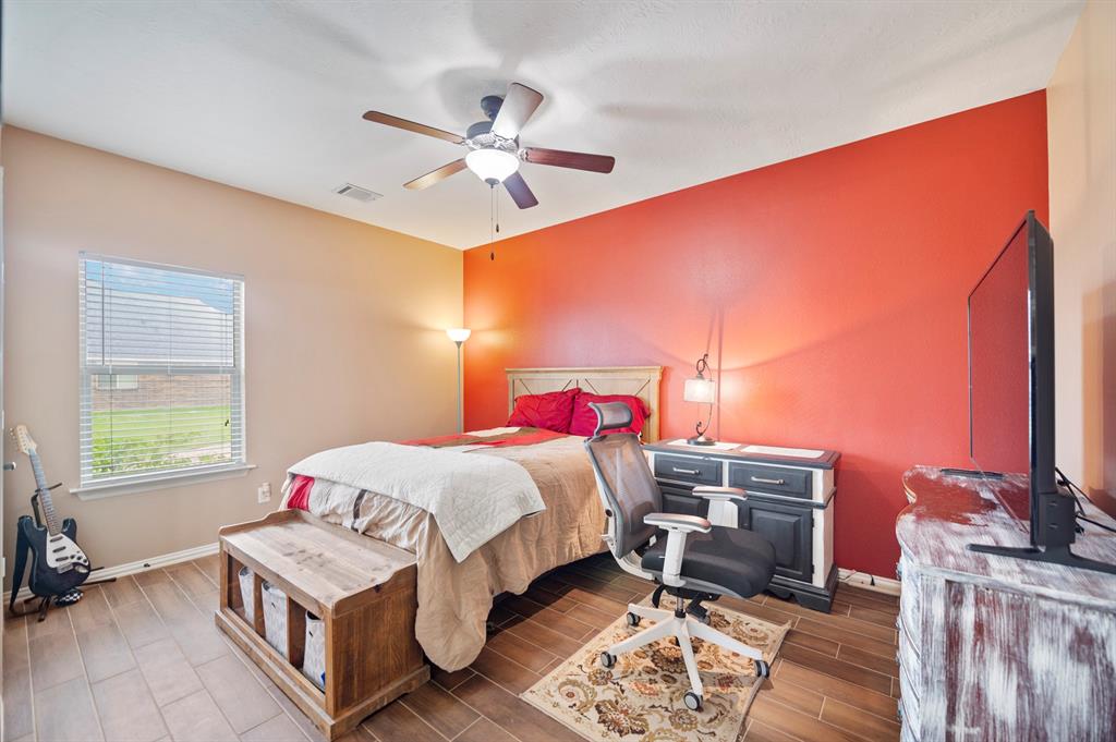 7718 Tejas Lakes Trl, Needville, TX 77461