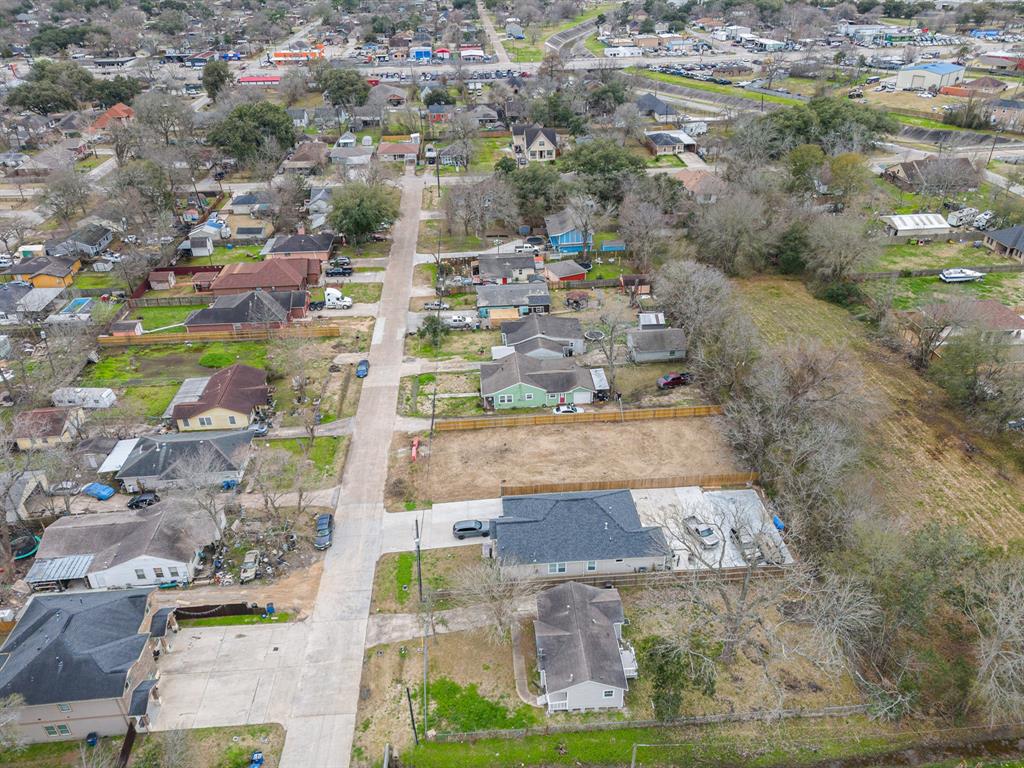 Weldon Street , South Houston, Texas image 6