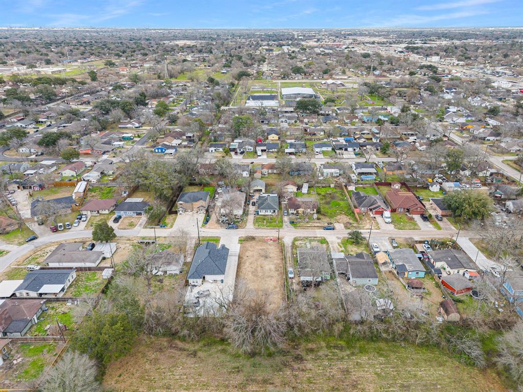 Weldon Street , South Houston, Texas image 8