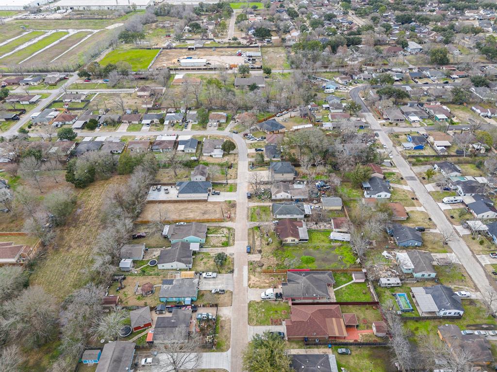 Weldon Street , South Houston, Texas image 9