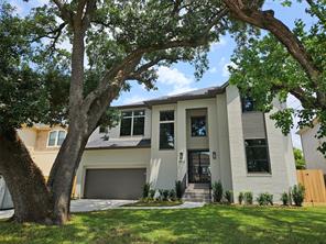 5002 Mimosa Dr, Bellaire, TX 77401