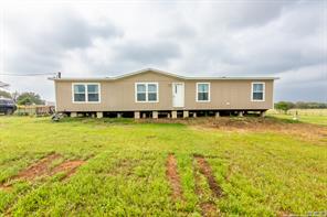 5353 COUNTY ROAD 401, Floresville, TX, 78114-3713