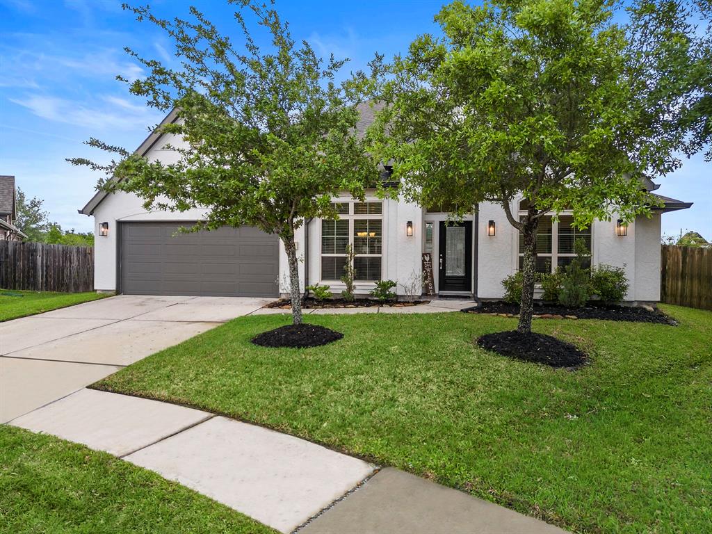 1811 Emerald Trace Ln, Pearland, TX 77584 - HAR.com