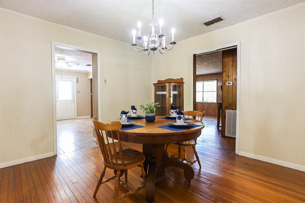 Large dining area that will fit larger dining table.  Ready to enjoy fun gatherings.