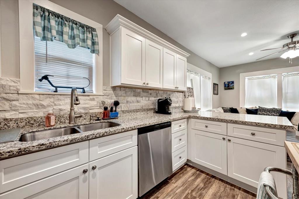 Plenty of countertop area and cabinetry