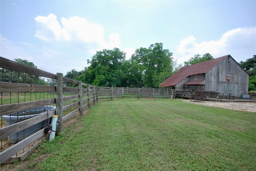 3140 Piano Bridge Road , Schulenburg, Texas image 27