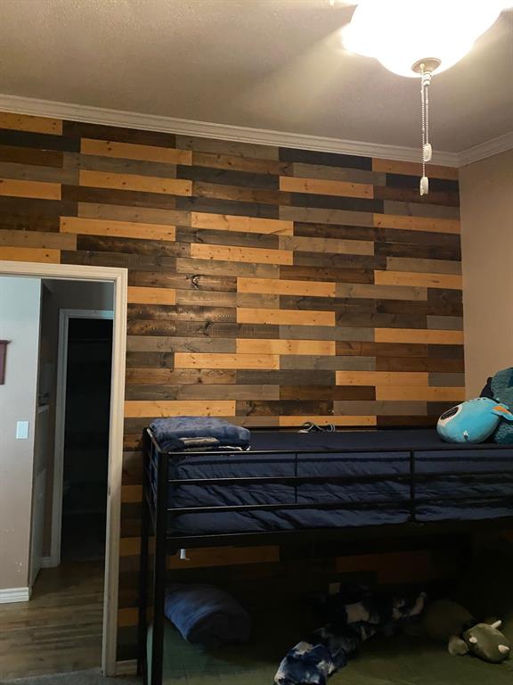 Wood Wall in Bedroom 2