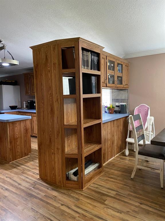 Shelf between Kitchen & Dining Area