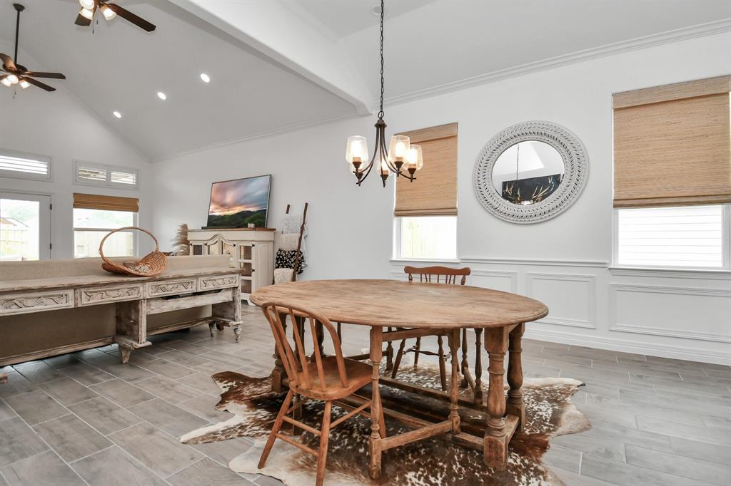 Dining room, tall 12 ft ceilings