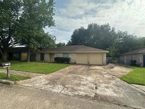 1609 Live Oak Hollow St, Pearland, TX 77581