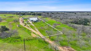 4370 State Highway 80, Luling, TX 78648