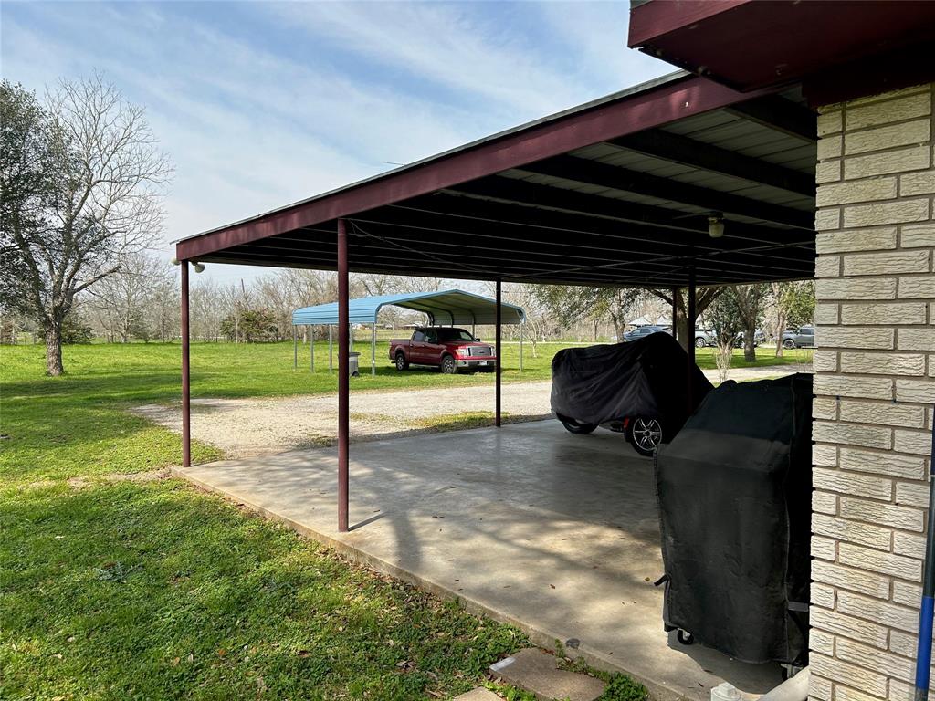 porteche and attached carport