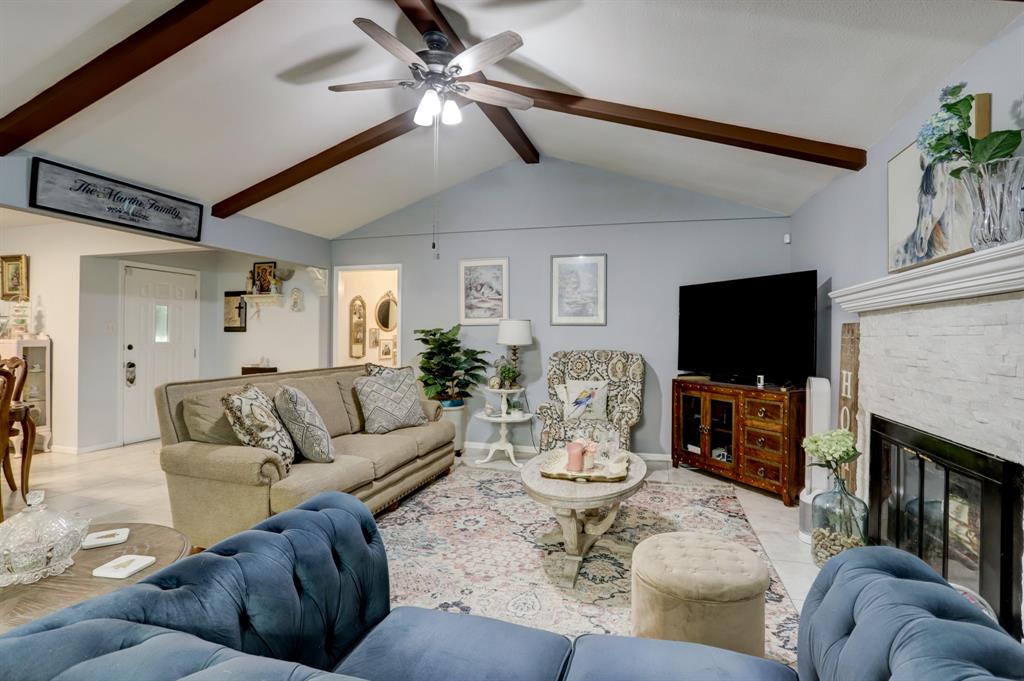 A cozy living room with  a fireplace