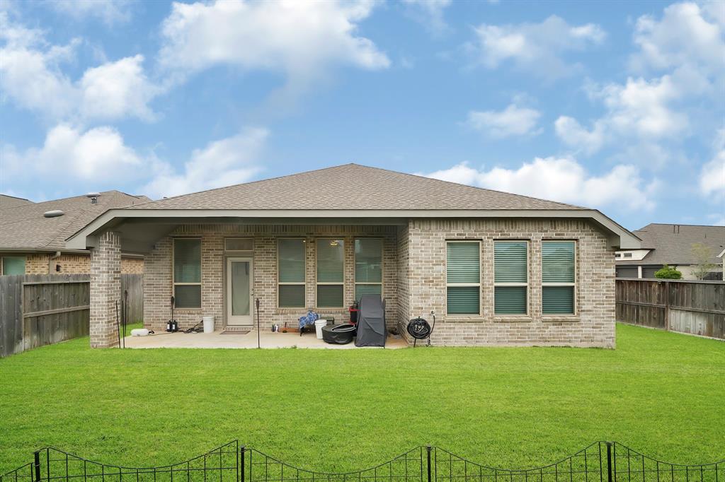 8922 Milam Grove Drive , Missouri City, Texas image 26