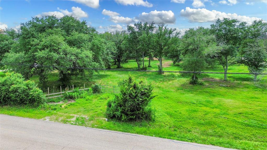 4008 County Road 326  , Alvin, Texas image 8