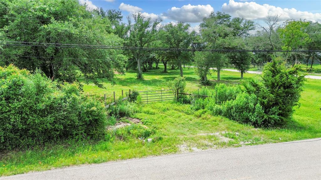 4008 County Road 326  , Alvin, Texas image 9