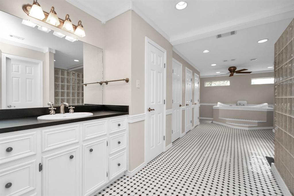 Deep Soaking Garden Tub in the Primary Bathroom