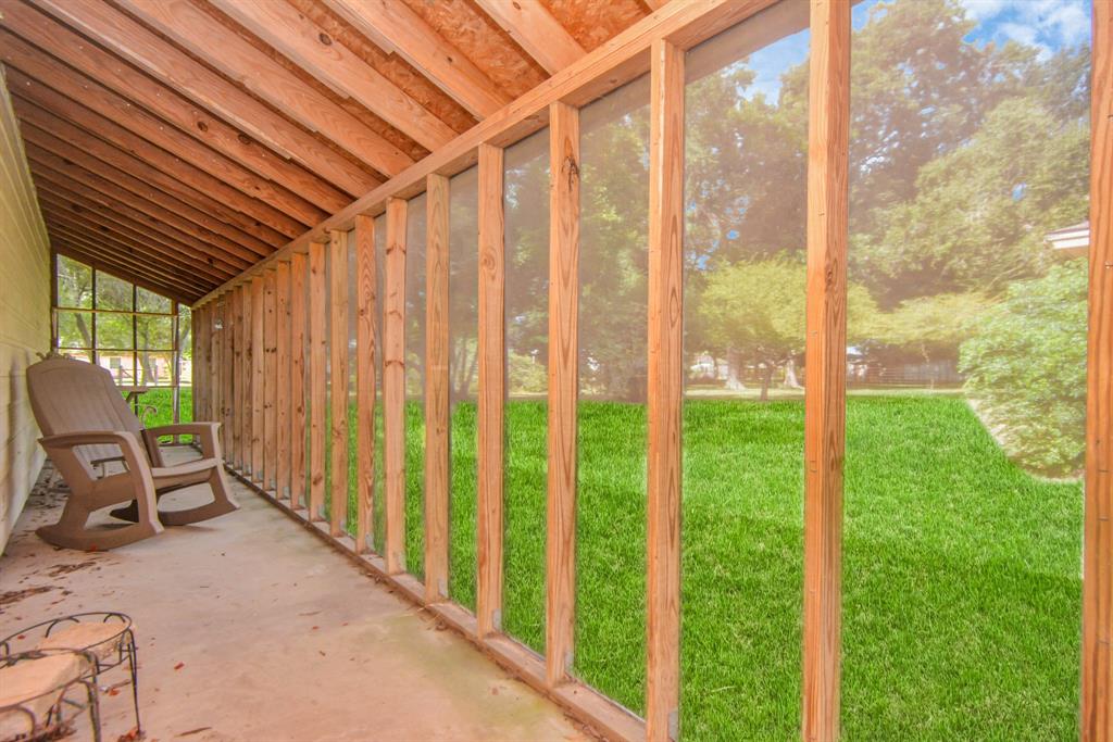 Screened in Porch