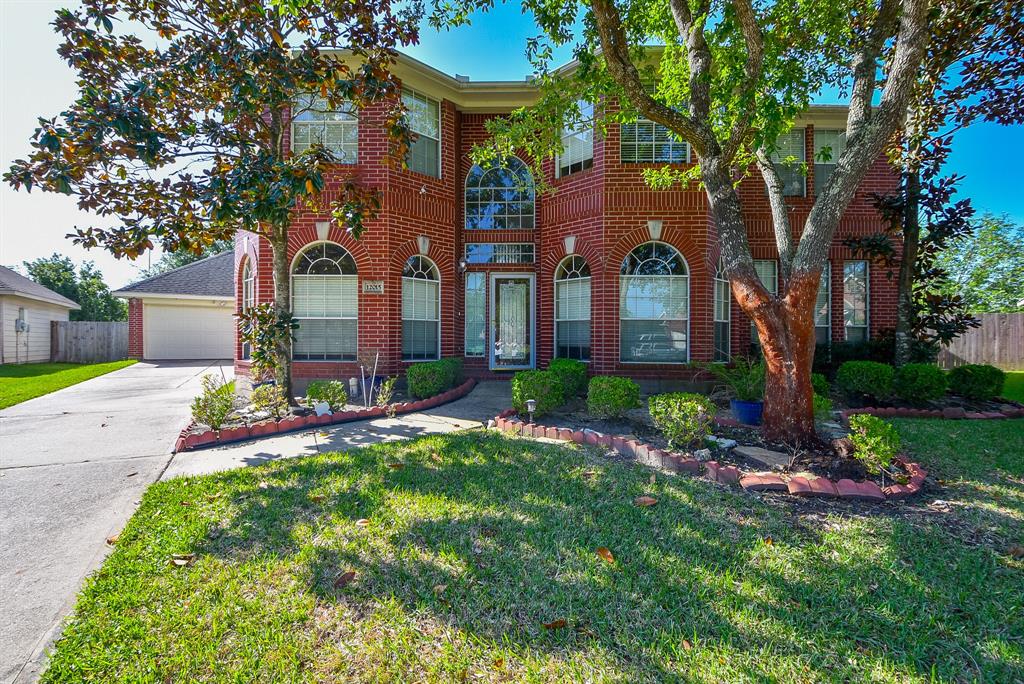 12015 Snowbird Court , Stafford, Texas image 4